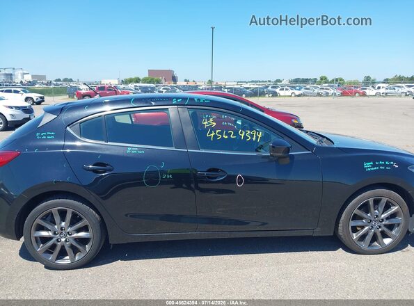 3MZBN1L30JM193221 2018 MAZDA 3 Black Widok wnętrza z tyłu