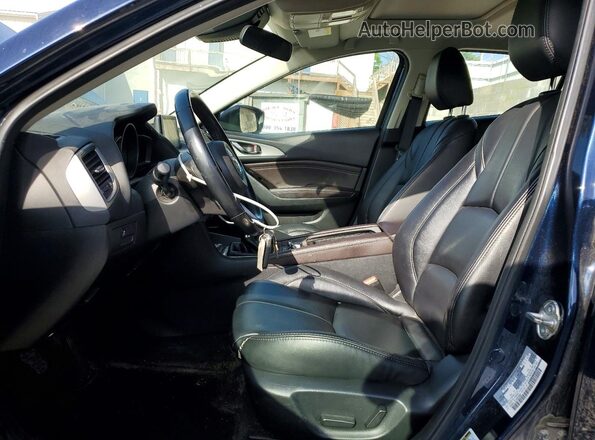 3MZBN1L30JM253966 2018 MAZDA 3 Blue Widok wnętrza z przodu