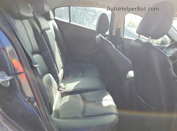 3MZBN1L30JM253966 2018 MAZDA 3 Blue Widok tylnych siedzeń