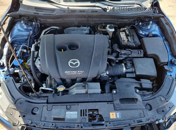 3MZBN1L31JM198217 2018 MAZDA 3 Blue Սալոնի հետևի տեսք