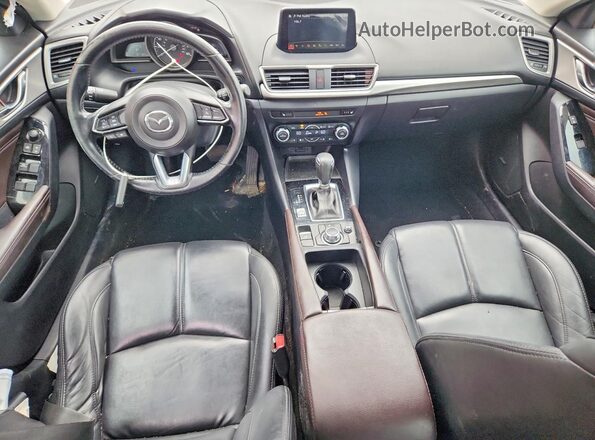 3MZBN1L32JM229989 2018 MAZDA 3 Gray Առջևի վահանակի տեսք