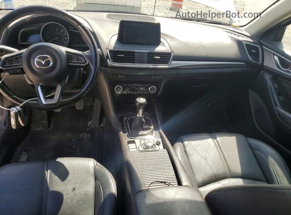 3MZBN1L34JM164840 2018 MAZDA MAZDA White წინა პანელის ხედი