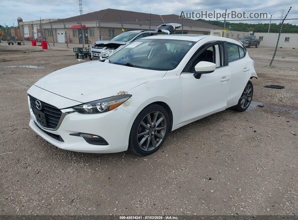 3MZBN1L34JM172257 2018 MAZDA 3 Белый Передняя левая четверть
