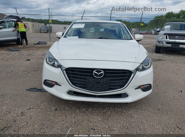 3MZBN1L34JM172257 2018 MAZDA 3 Белый Вид щитка приборов
