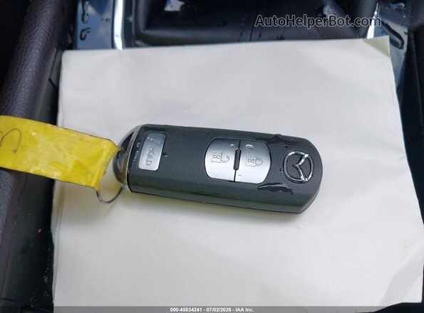 3MZBN1L34JM172257 2018 MAZDA 3 Белый Вид панели приборов