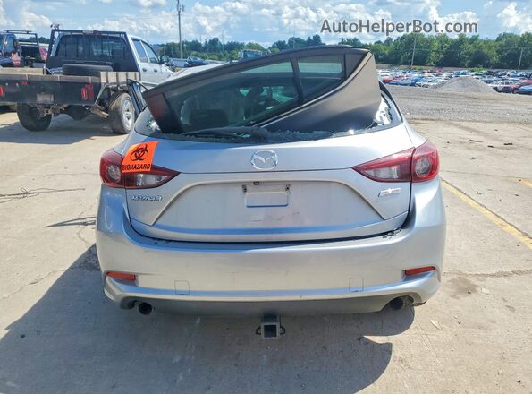 3MZBN1L34JM180603 2018 MAZDA 3 Серебряный Вид сзади