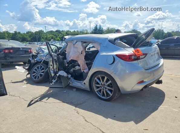 3MZBN1L34JM180603 2018 MAZDA 3 Серебряный Задняя левая четверть