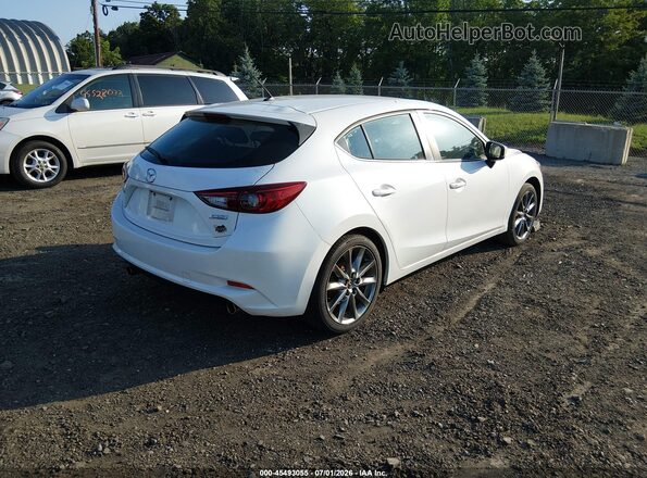 3MZBN1L34JM213664 2018 MAZDA 3 Белый Задняя правая четверть