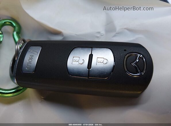 3MZBN1L34JM213664 2018 MAZDA 3 Белый Вид панели приборов