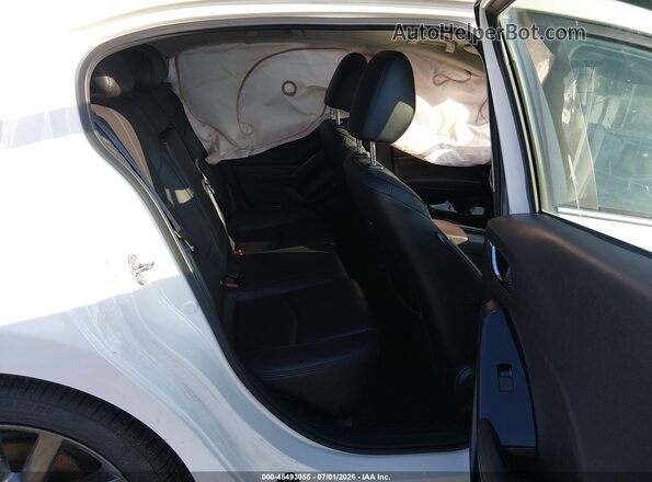 3MZBN1L34JM213664 2018 MAZDA 3 Белый Вид наклейки с VIN-кодом