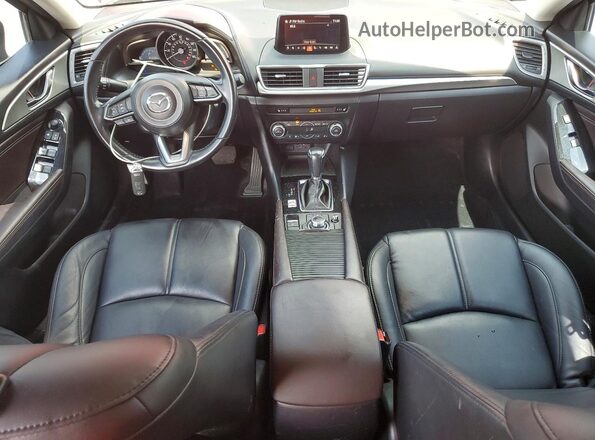 3MZBN1L34JM251038 2018 MAZDA 3 Red წინა პანელის ხედი