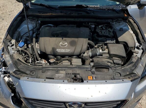 3MZBN1L35JM201569 2018 MAZDA 3 Silver Rear interior view