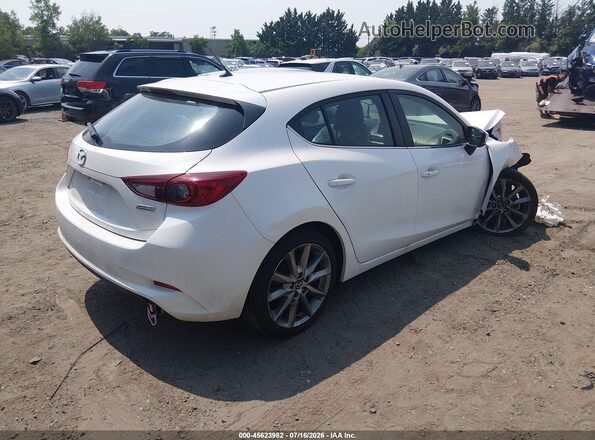 3MZBN1L36JM168517 2018 MAZDA 3 Белый Задняя правая четверть