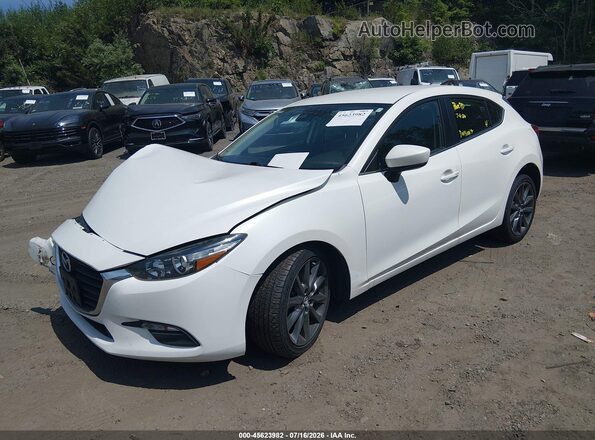 3MZBN1L36JM168517 2018 MAZDA 3 Белый Передняя левая четверть