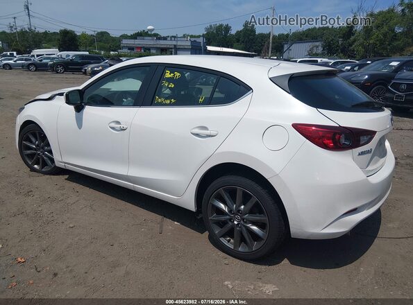 3MZBN1L36JM168517 2018 MAZDA 3 Белый Задняя левая четверть