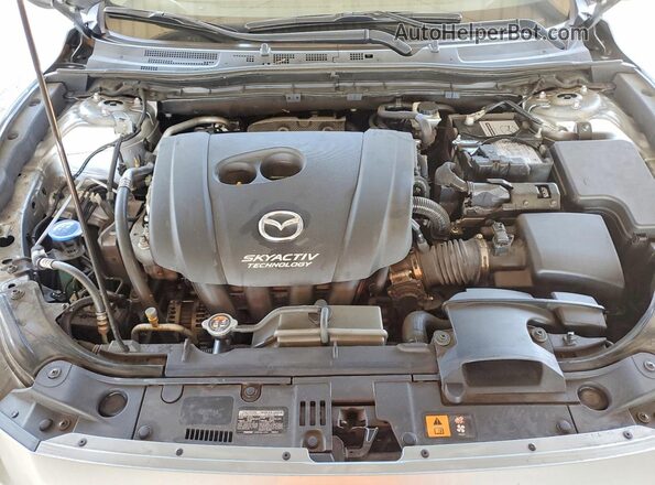 3MZBN1M30JM166535 2018 MAZDA 3 Серебряный Вид задней части салона