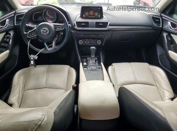 3MZBN1M34JM166960 2018 MAZDA 3 Red Vista del salpicadero