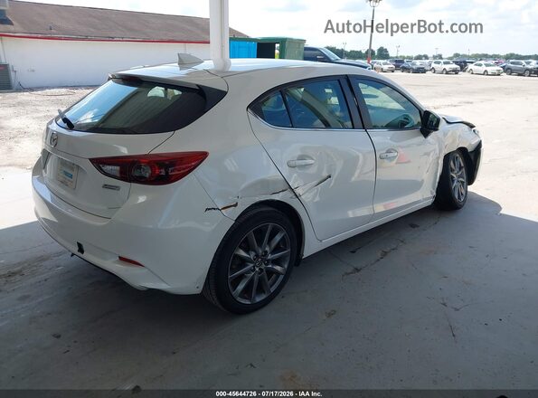 3MZBN1M37JM277115 2018 MAZDA 3 White Rear right