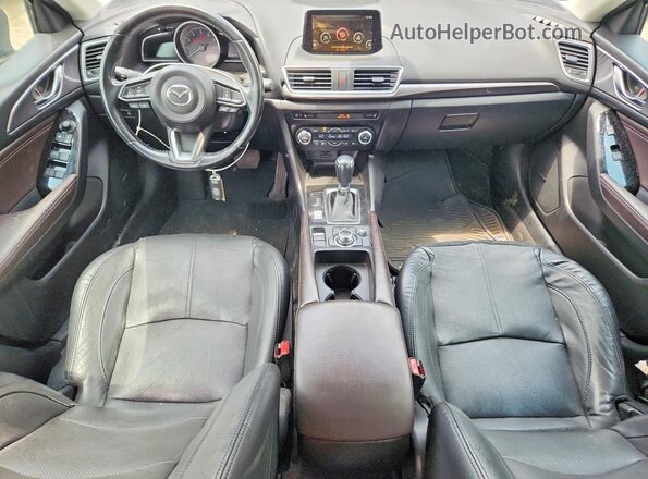 3MZBN1M38HM136662 2017 MAZDA 3 Синий Вид панели приборов