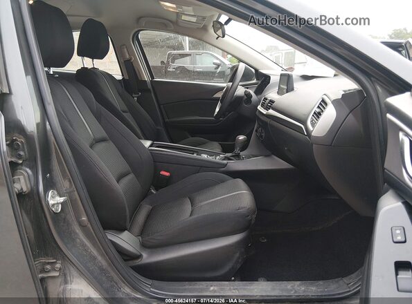 3MZBN1U70JM179224 2018 MAZDA 3 Серый Вид салона спереди