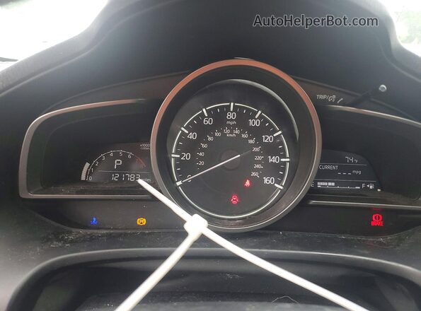 3MZBN1U70JM186335 2018 MAZDA 3 White Instrument cluster view