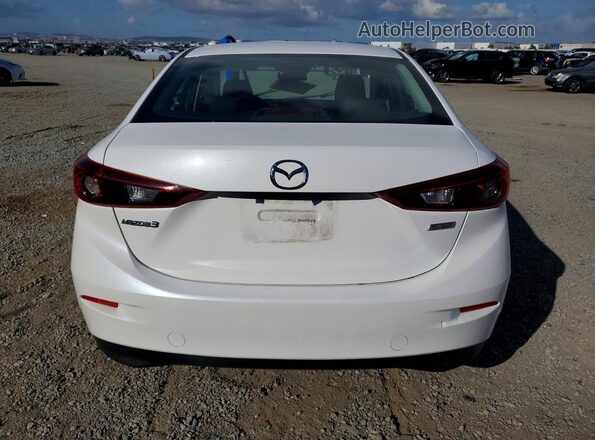 3MZBN1U71JM202915 2018 MAZDA 3 White Widok z tyłu