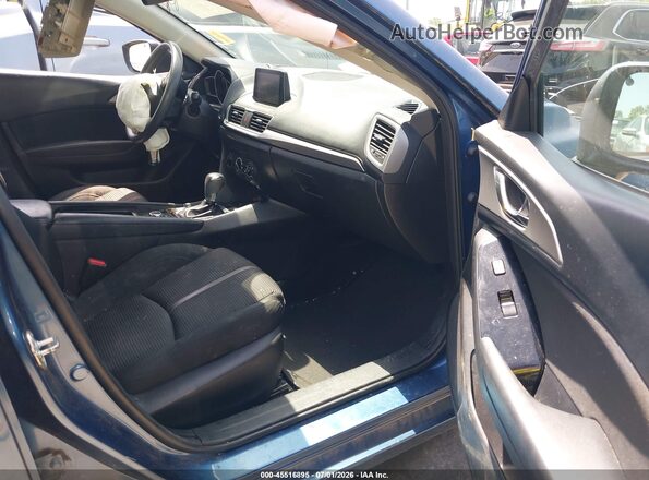 3MZBN1U71JM247871 2018 MAZDA 3 Синий Вид салона спереди