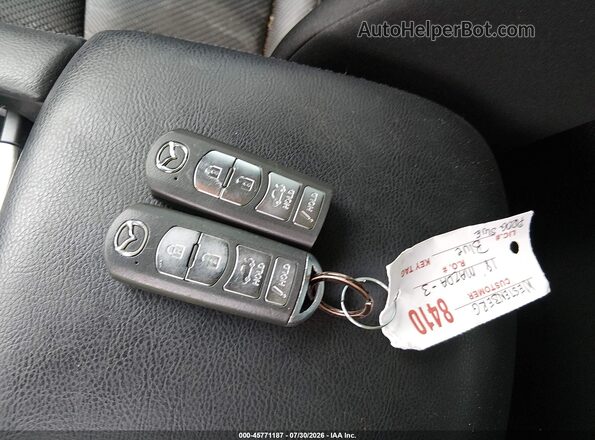 3MZBN1U74JM259593 2018 MAZDA 3 Blue Առջևի վահանակի տեսք