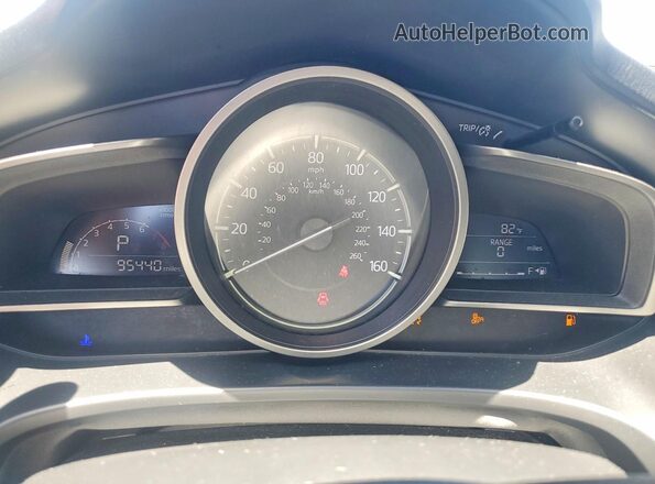 3MZBN1U75HM116226 2017 MAZDA 3 White Vista del cuadro de instrumentos