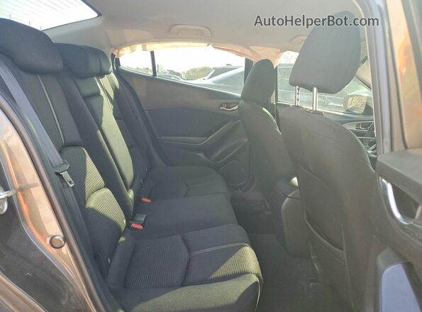 3MZBN1U75HM150327 2017 MAZDA 3 Brown უკანა სავარძლების ხედი