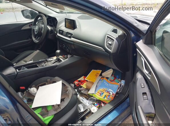 3MZBN1U76HM135058 2017 MAZDA 3 Blue Vista interior delantera