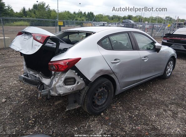 3MZBN1U76JM190941 2018 MAZDA 3 Silver Tył prawy