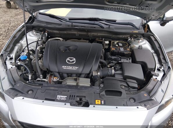 3MZBN1U76JM190941 2018 MAZDA 3 Silver Widok z tyłu