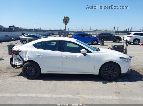 3MZBN1U79HM107030 2017 MAZDA 3 White უკანა სალონის ხედი