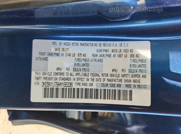 3MZBN1U79HM155336 2017 MAZDA 3 Blue Vista del compartimento del motor