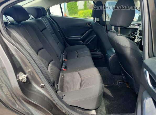3MZBN1U79JM197527 2018 MAZDA 3 Gray უკანა სავარძლების ხედი