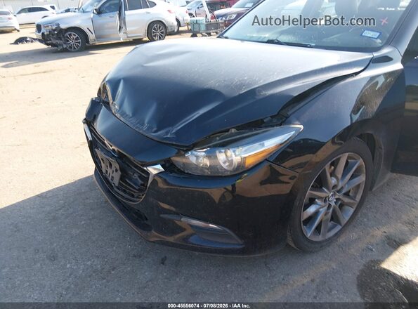 3MZBN1V30JM173287 2018 MAZDA 3 Black Widok z przodu