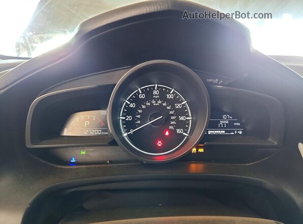 3MZBN1V30JM217577 2018 MAZDA 3 Silver Вид щитка приладів