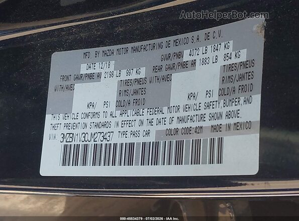 3MZBN1V30JM273437 2018 MAZDA 3 Blue Widok komory silnika
