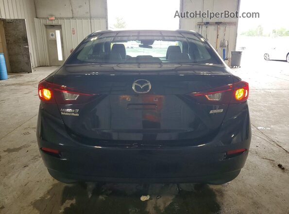 3MZBN1V32JM197767 2018 MAZDA 3 Black Հետևի տեսք