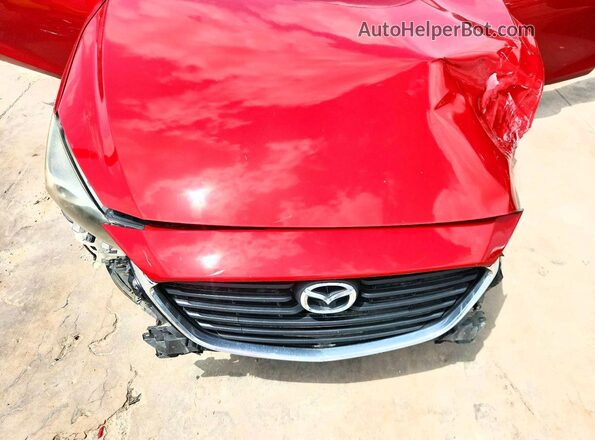 3MZBN1V32JM219623 2018 MAZDA 3 Red Սալոնի հետևի տեսք