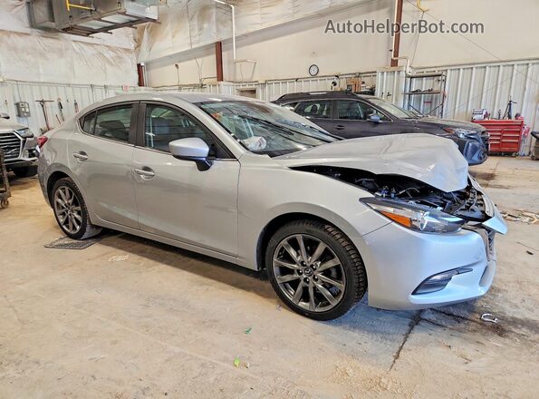 3MZBN1V32JM240620 2018 MAZDA 3 Серебряный Передняя правая четверть