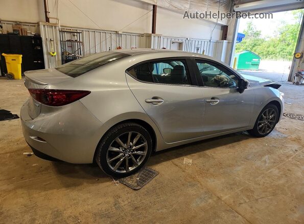 3MZBN1V32JM240620 2018 MAZDA 3 Серебряный Задняя правая четверть