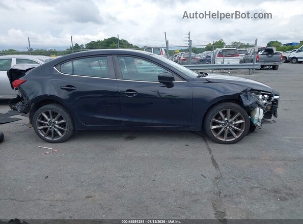 3MZBN1V32JM261581 2018 MAZDA 3 Black Вид задньої частини салону