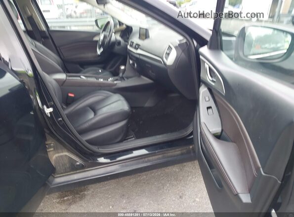 3MZBN1V32JM261581 2018 MAZDA 3 Black Вид салону спереду