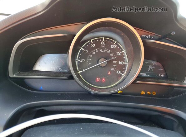 3MZBN1V33JM161277 2018 MAZDA 3 Blue Vista del cuadro de instrumentos