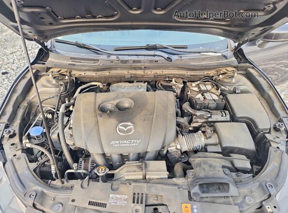 3MZBN1V34JM187323 2018 MAZDA 3 Gray Widok wnętrza z tyłu