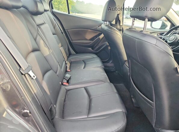 3MZBN1V34JM187323 2018 MAZDA 3 Gray Widok tylnych siedzeń