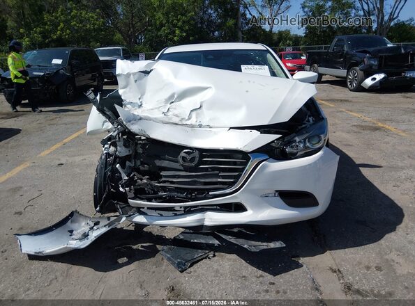 3MZBN1V38JM177748 2018 MAZDA 3 White Widok zestawu wskaźników