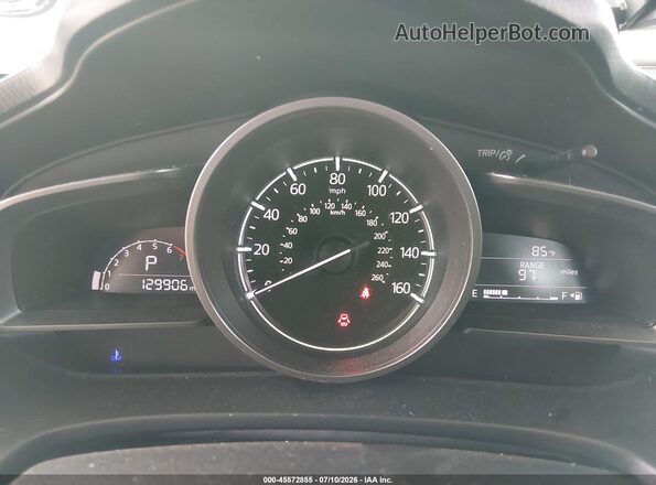 3MZBN1V39JM192887 2018 MAZDA 3 White Vista de los asientos traseros